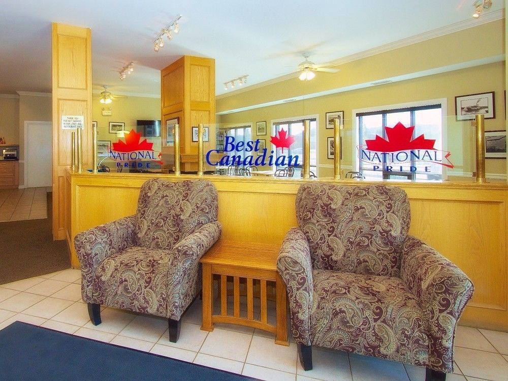 Bcm Inns Fort Mcmurray - Downtown ภายนอก รูปภาพ