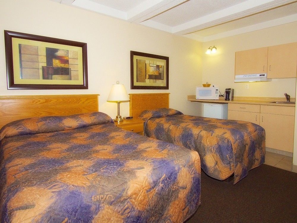 Bcm Inns Fort Mcmurray - Downtown ภายนอก รูปภาพ