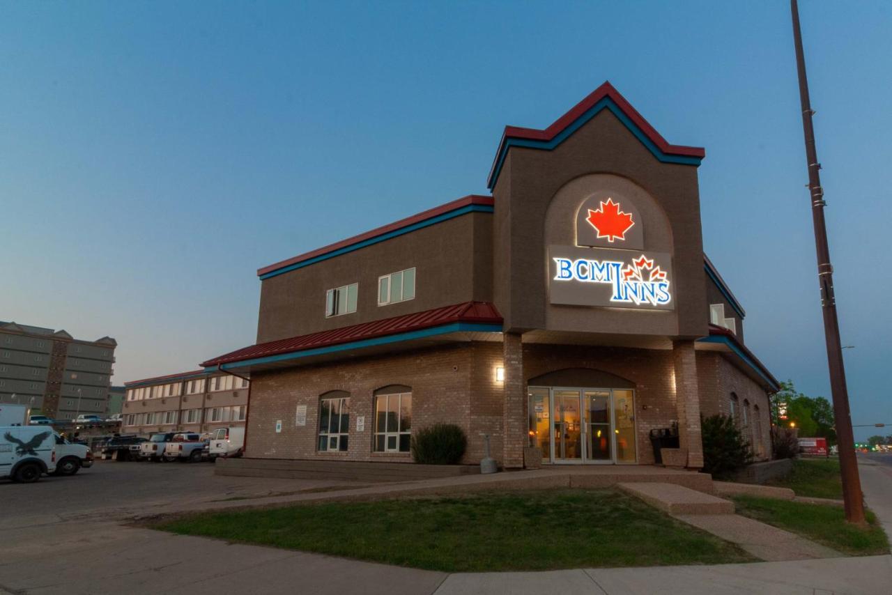 Bcm Inns Fort Mcmurray - Downtown ภายนอก รูปภาพ