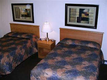 Bcm Inns Fort Mcmurray - Downtown ภายนอก รูปภาพ